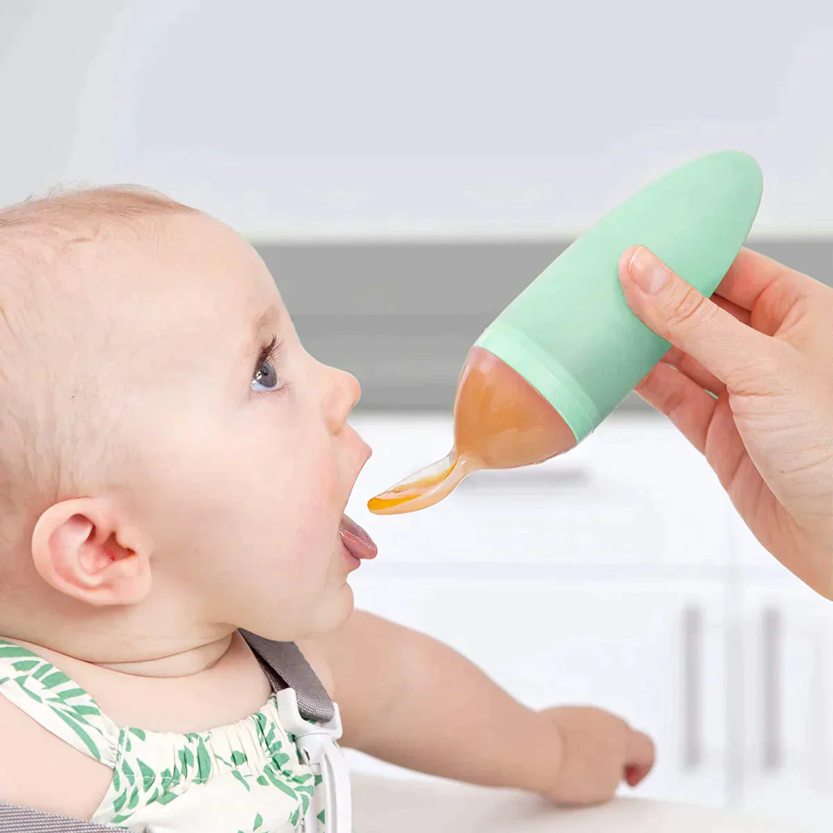 Squirt Silicone Baby Food Dispensing Spoon - Light Pink